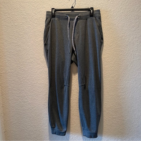 lululemon athletica Other - Lululemon men dark grey 2 way wear drawstring waist athleisure joggers, M